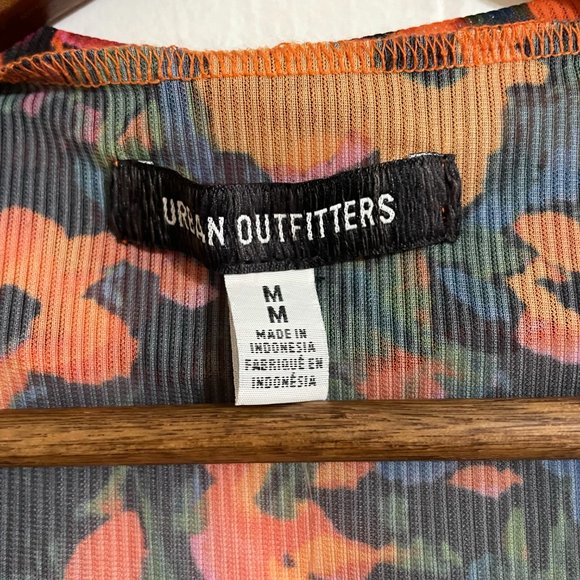 Urban Outfitters Open-Front Floral Mesh Top NWT - Picture 3 of 5